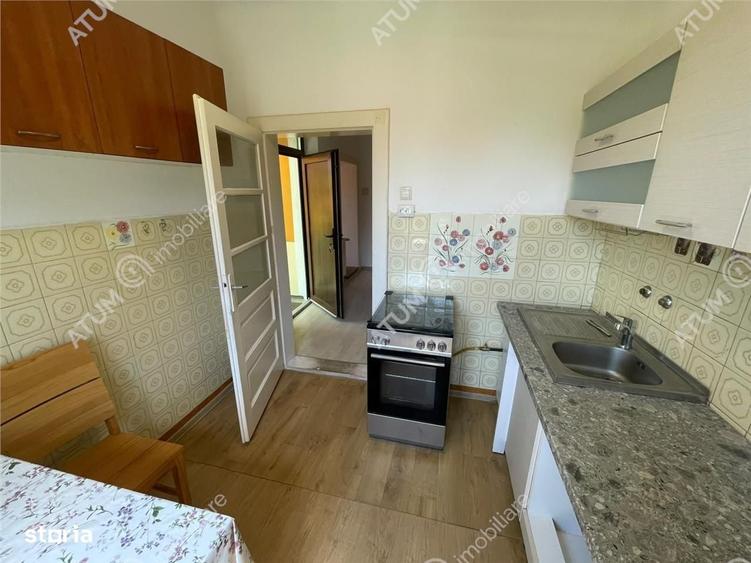 Apartament 3 camere decomandate curte comuna din zona Tiglari Sibiu - 7