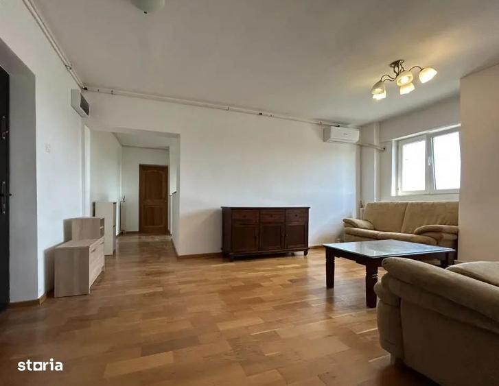 Apartament cu 3 camere semidecomandat, mobilat în Berceni