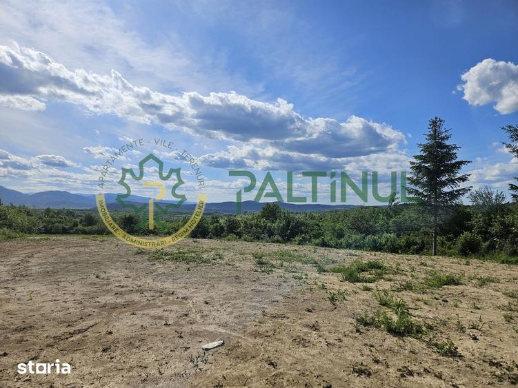 Teren de 3000 mp, în Central