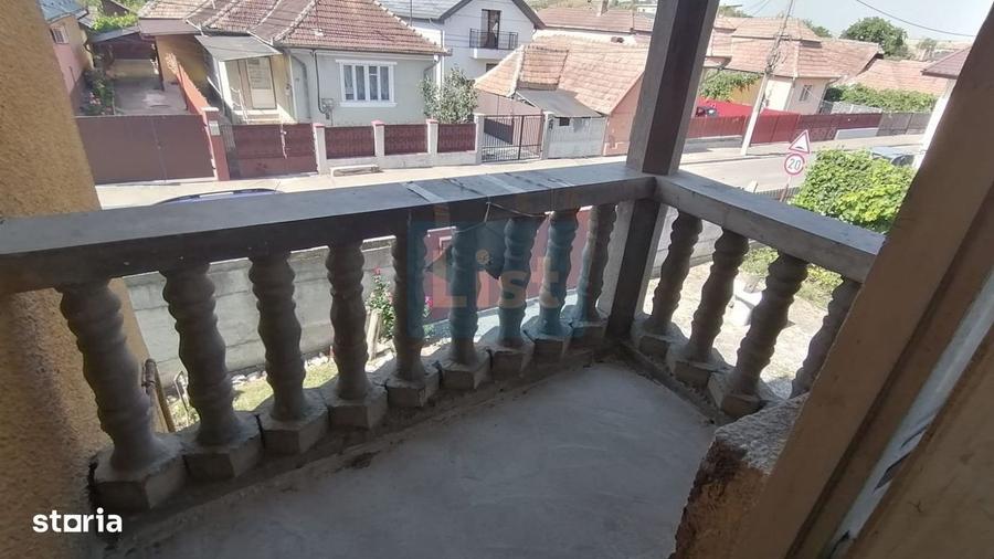 Casă cu 3 camere în Copăceni