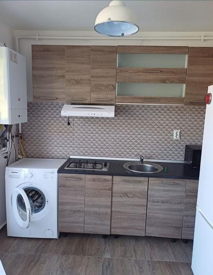 Apartament cu 2 camere semidecomandat în Florești — fotografia 2