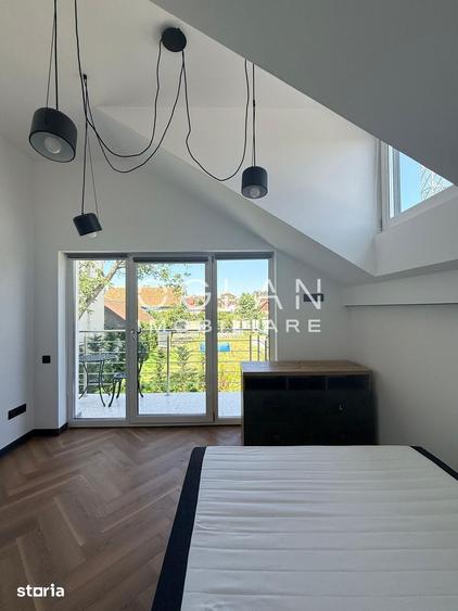 Apartament cu 3 camere semidecomandat în Reșița