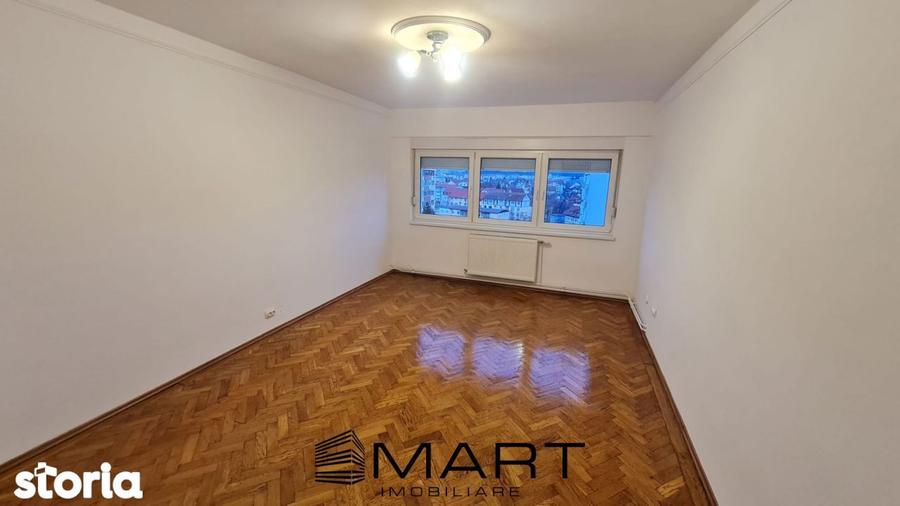Apartament cu 3 camere în Mihai Viteazul