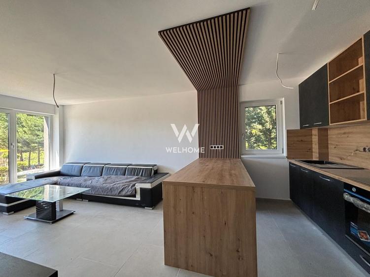 Apartament cu 3 camere decomandat în Exterior Vest
