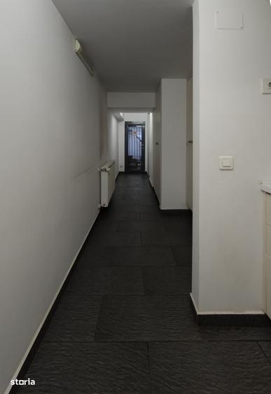 Casă cu 4 camere cu Teren 20 Mp în Central