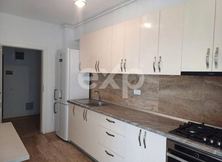 Apartament cu 2 camere decomandat, mobilat în Ultracentral