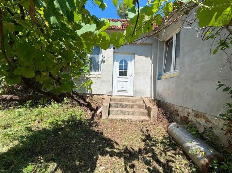 Casă cu 3 camere în Cigmău