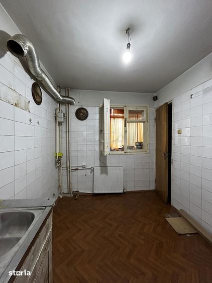 Apartament cu 2 camere decomandat în Rahova