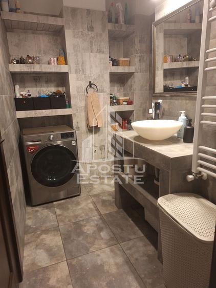 Apartament cu 3 camere decomandat, mobilat în Ultracentral