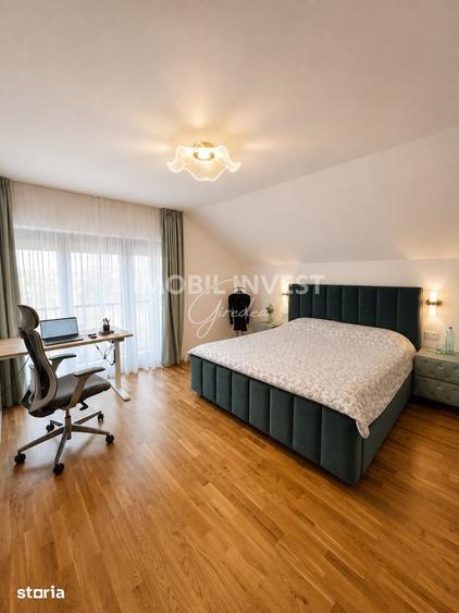 Casă cu 4 camere cu Teren 371 Mp în Cetate