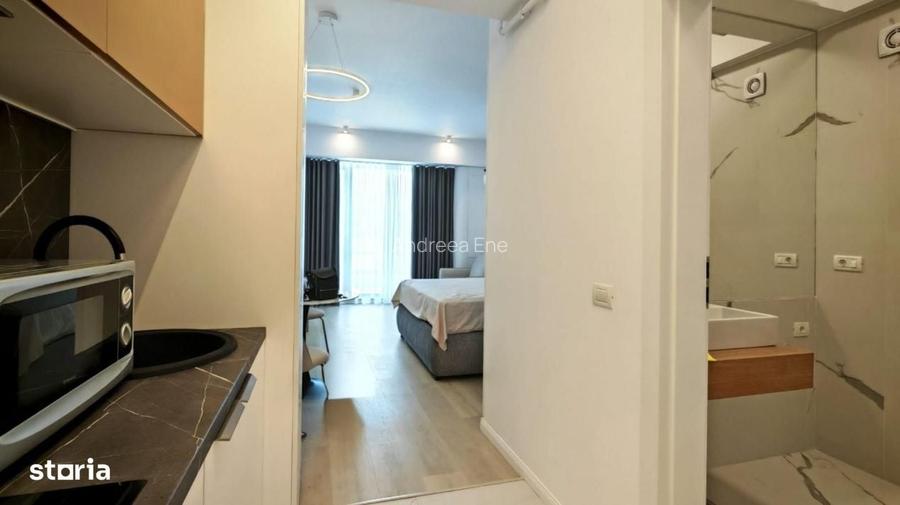 Studio spatios cu balcon mare si vedere laterala la mare in Tomis Vila