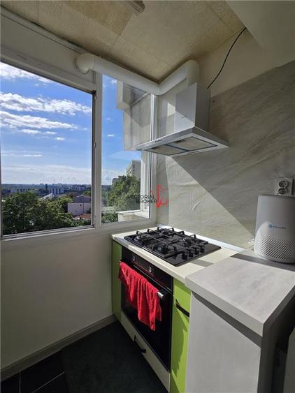 Apartament cu 3 camere decomandat în Doamna Ghica