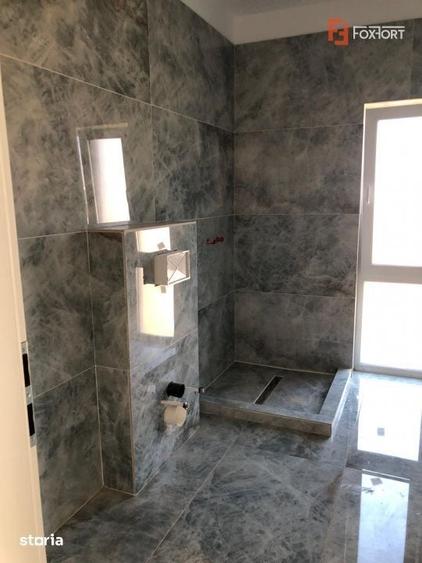 Casă cu 4 camere cu Teren 302 Mp în Plopi