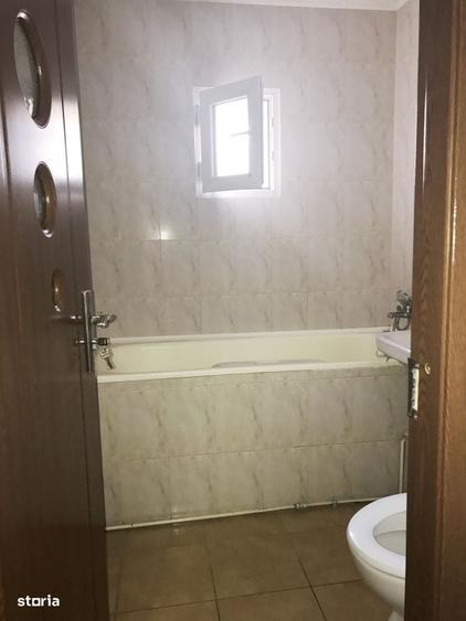 Garsonieră decomandată în Nord