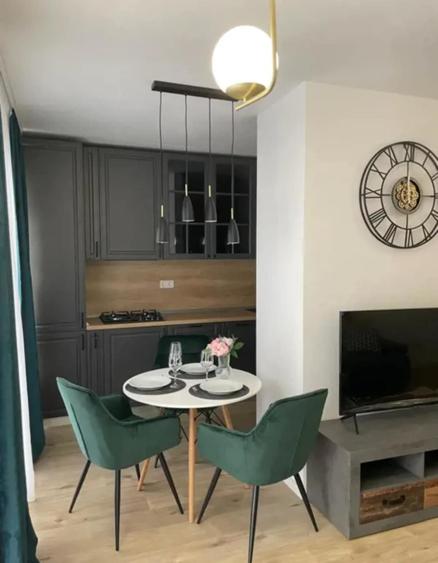 Apartament cu 2 camere, mobilat în Barbu Văcărescu