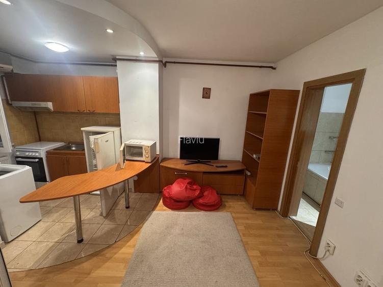 Garsoniera complet utilata zona sigura centrala podul grant turda