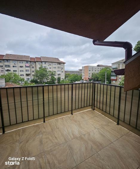 Apartament cu 3 camere în Rogerius