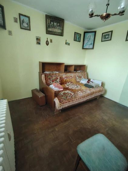 Apartament cu 2 camere decomandat în Micro 17