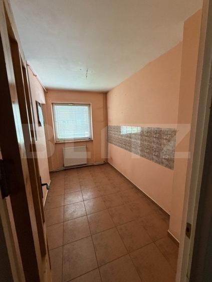 Apartament cu 3 camere, decomandat, zona George Enescu - 5