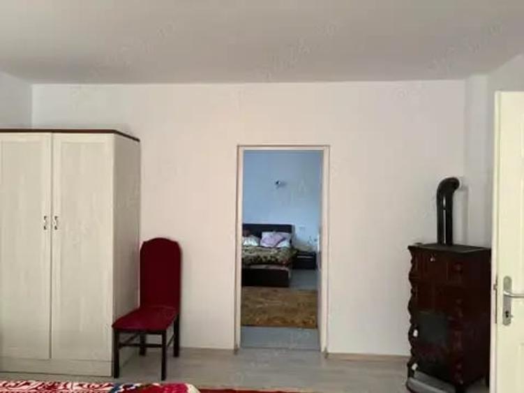 Casă cu 3 camere cu Teren 3200 Mp în Mihăileni