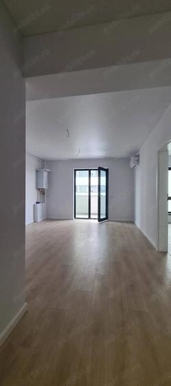 Apartament cu 2 camere decomandat în Micro 16