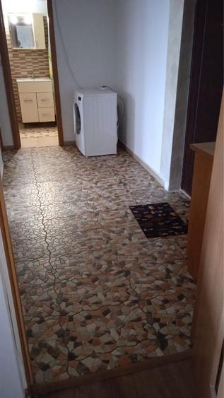 Apartament cu 2 camere decomandat, mobilat în Trocadero