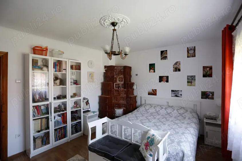 Casă cu 4 camere în Oglinzi