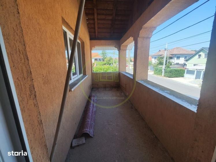 Casă cu 4 camere în Podari