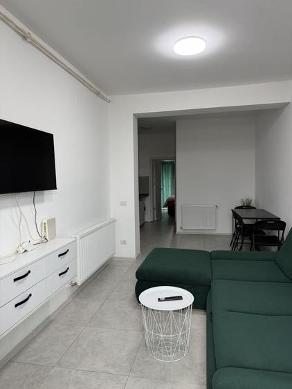 Casă cu 2 camere cu Teren 60 Mp în Central
