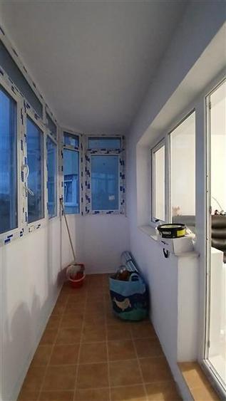 Apartament cu 3 camere decomandat, mobilat în Basarabia