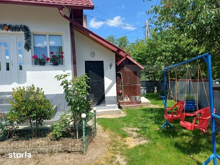 Casă cu 2 camere cu Teren 3500 Mp în Adâncata