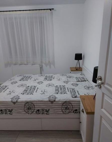 Apartament cu 2 camere decomandat în Panduri