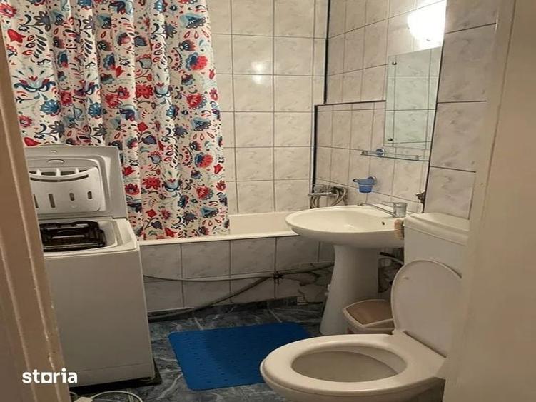Garsonieră în Titan
