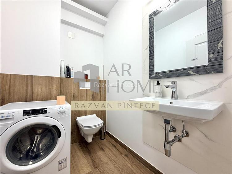 Apartament 3 camere 100 mp, de lux, ultracentral Ploiesti