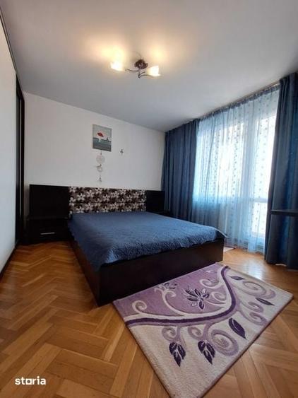 Apartament cu 3 camere decomandat în Titan