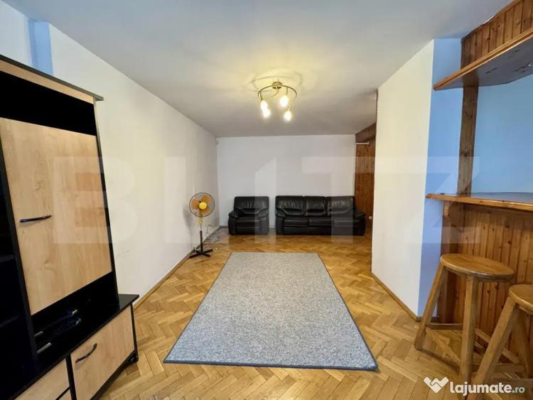 Apartament cu 3 camere decomandat în Semicentral