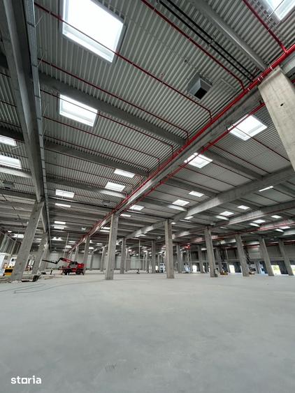 Spațiu comercial, de 2,500 mp, în Nord