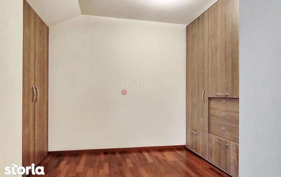 Apartament cu 2 camere, mobilat în Schei
