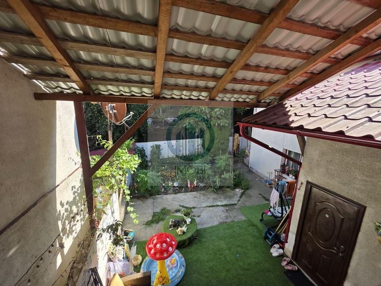 Casă individuală cu 4 camere cu Canalizare în Aurel Vlaicu