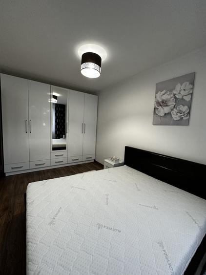Apartament cu 2 camere decomandat în UTA