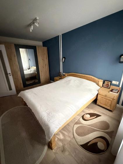 Apartament cu 3 camere semidecomandat în Micro 14