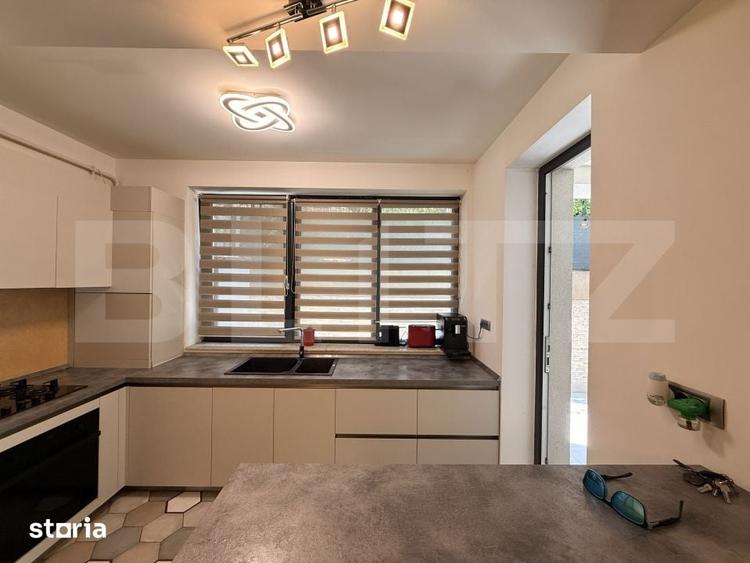 Apartament cu 4 camere decomandat în Ultracentral