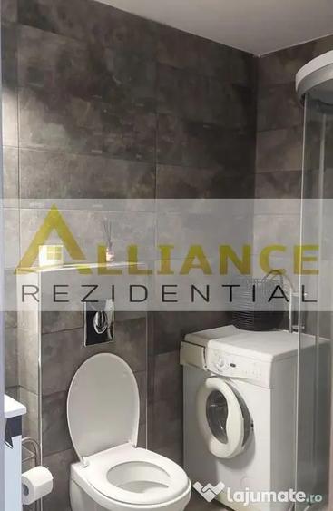 Apartament cu 3 camere semidecomandat în Vitan