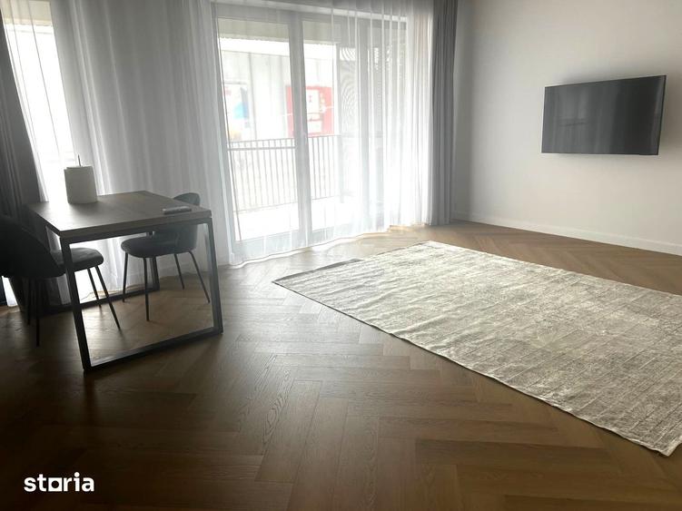 Apartament cu 3 camere decomandat în Cișmigiu