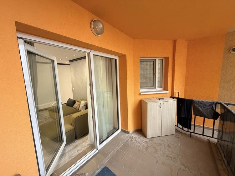Apartament cu 3 camere decomandat în Valea Moșneagului