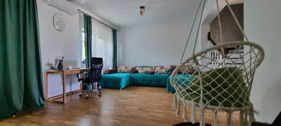 Casă cu 4 camere cu Canalizare în Nord