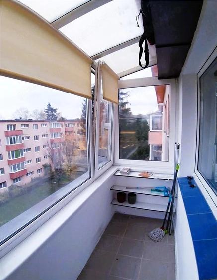 Apartament cu 2 camere nedecomandat în Astra