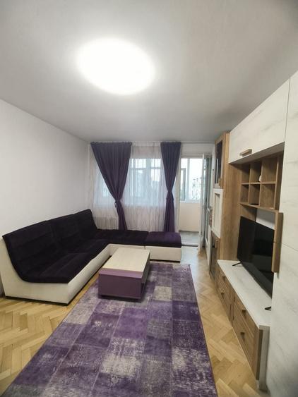 Apartament cu 2 camere semidecomandat în Crângași