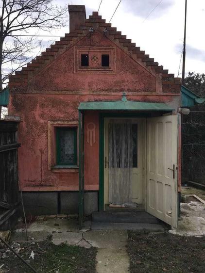 Casă cu 3 camere în Central