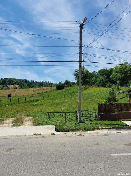 Teren de 1500 mp, în Vulcana de Sus